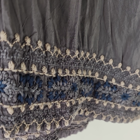 JOHNNY WAS Santorini Embroidered Blouse Cloudburst - Picture 8 of 12